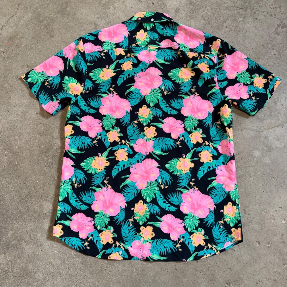 Chubbies Button Down Shirt Mens Large Black Pink Floral Tropical Short Sleeve - Picture 6 of 6